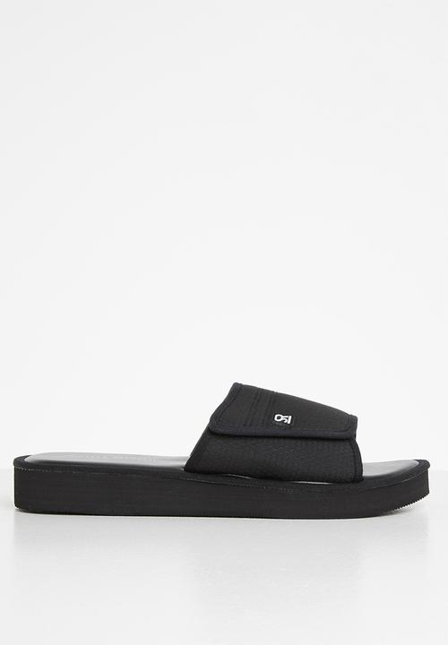 STYLE REPUBLIC - Ben slide - black