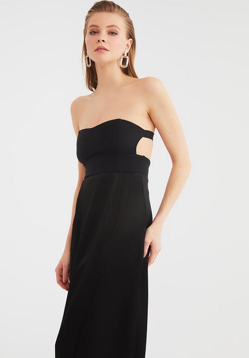 Trendyol - Back detailed evening dress - black