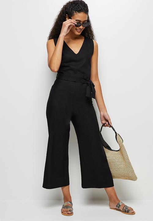 edit - Linen v-neck loose jumpsuit - black