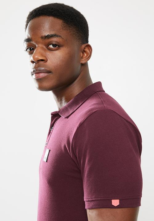 S.P.C.C - Cayenne slimline fit side slit straight hem polo - sangria