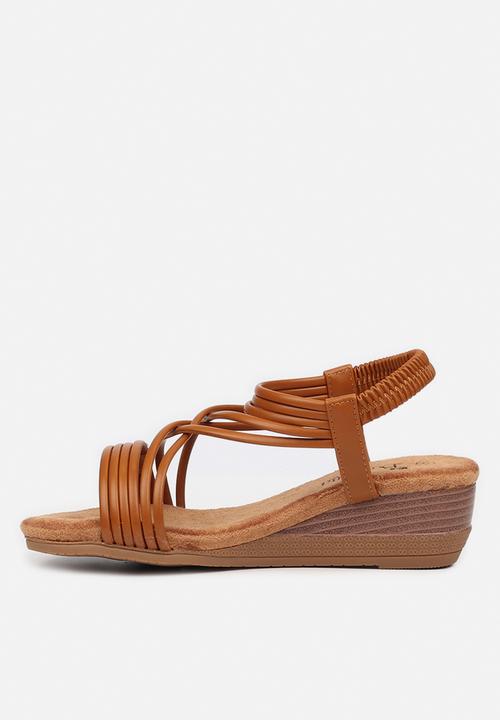 Butterfly Feet - Linah 4 wedge - tan