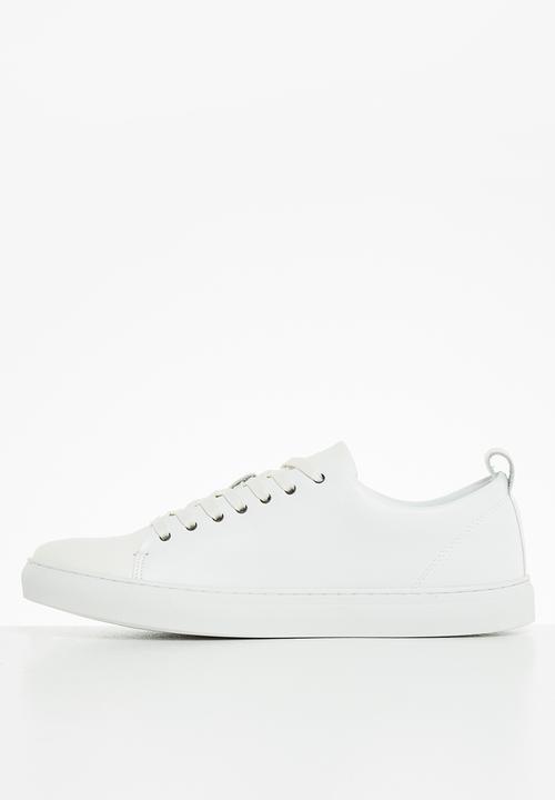 POLO - Idris tonal contrast pin punch sneaker - white