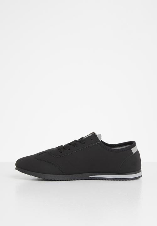 SOVIET - Y petri 21 - black & grey