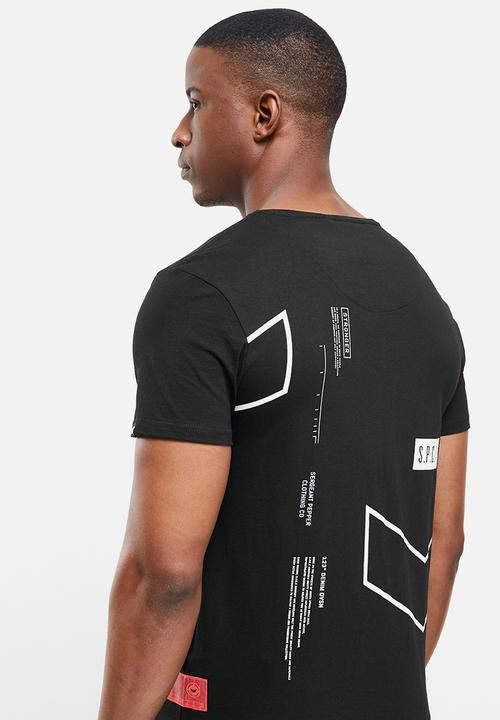 S.P.C.C - Blunt regular fit scooped hem tee - black