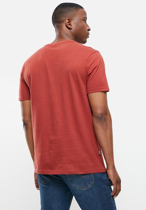 Hi-Tec - Explore more tee - burgundy
