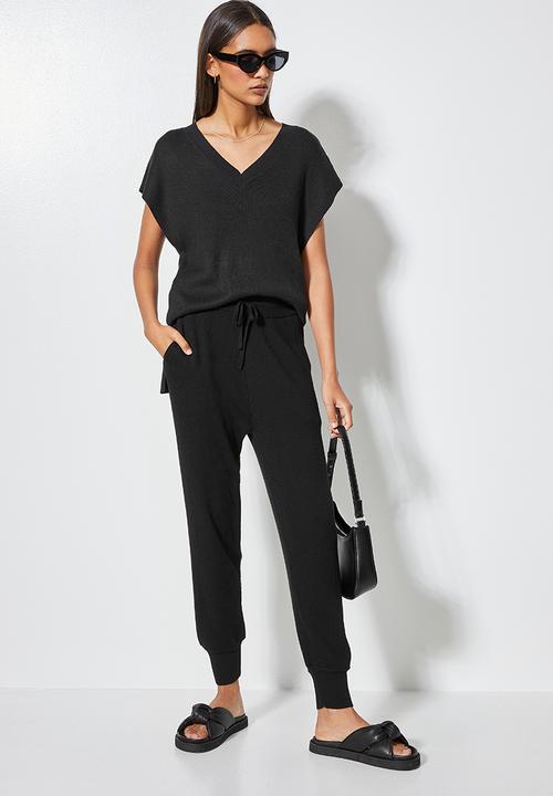 Superbalist - Mid rise knit jogger  - black