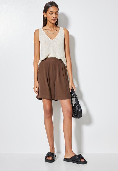 Superbalist - Volume shorts - choc