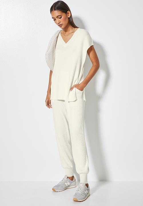 Superbalist - Summer knit  v-neck tunic - ecru