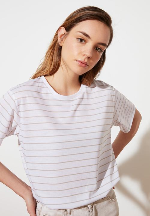Trendyol - Boyfriend striped t-shirt - beige