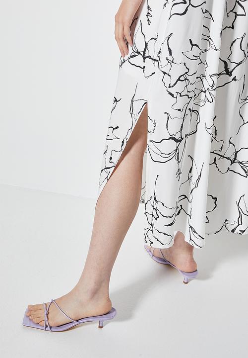 VELVET - Button through kaftan midi dress - ivory/black print