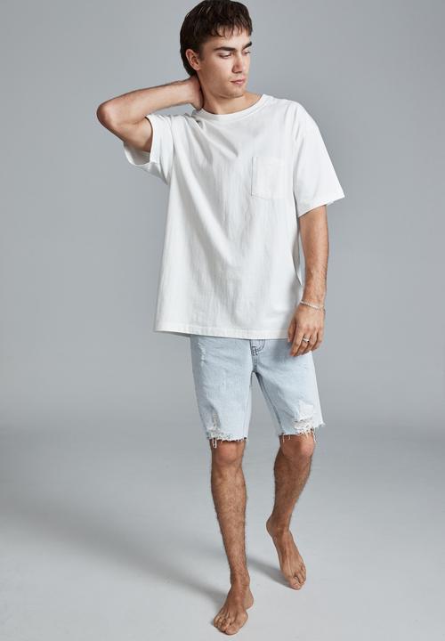 Cotton On - Straight short - stone blue rip repair