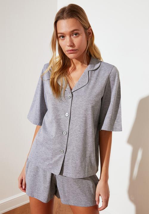 Trendyol - Knitted pajamas set - grey