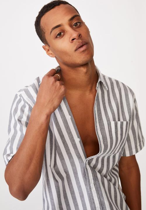 Cotton On - Vintage prep short sleeve shirt - ink bold stripe