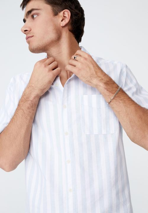 Cotton On - Vintage prep short sleeve shirt - sky stripe oxford