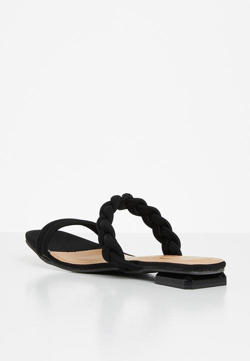 Seduction - Plaited sandal - black