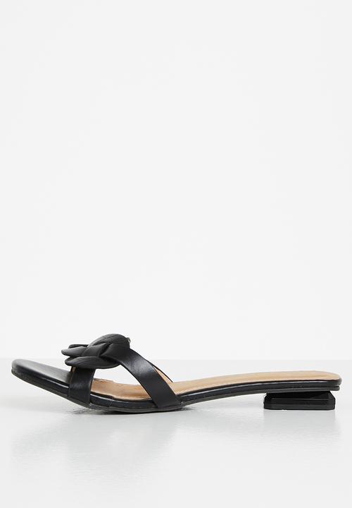 Seduction - Woven detail sandal - black