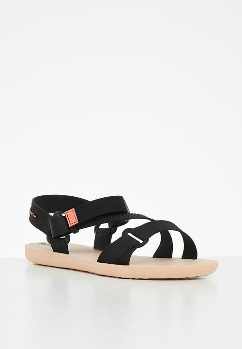 Ipanema - Hit papete ad - black & pink