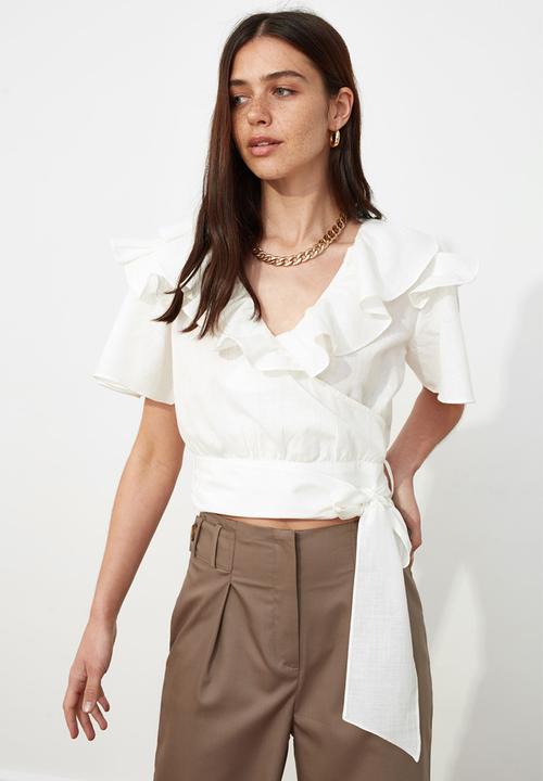 Trendyol - Ekruw blouse - white