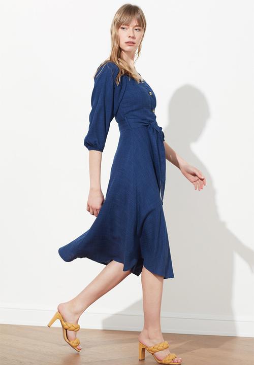 Trendyol - Lacivertos dress - navy