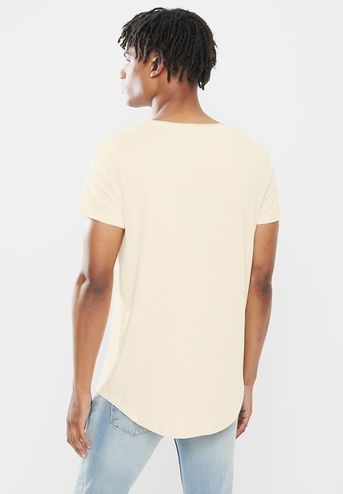 STYLE REPUBLIC - Raw edge curved hem scoop neck tee - beige