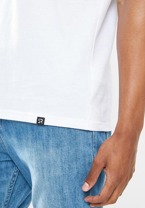 STYLE REPUBLIC - Deep v-neck tee - white