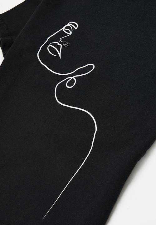 Superbalist - Sleep tee & short - black/multi