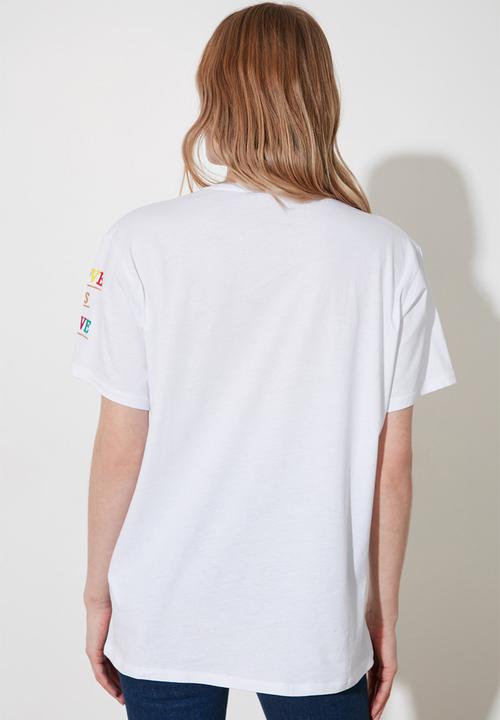 Trendyol - Arm embroidered boyfriend knitted t-shirt - white