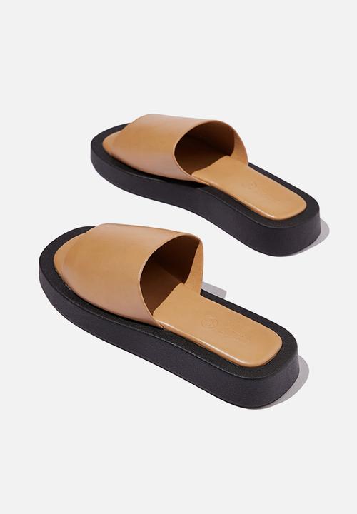 Cotton On - Sadie single vamp flatform slide - camel smooth pu