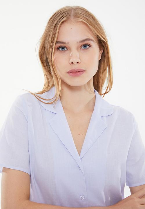 Trendyol - Collar detailed pyjamas set - light blue