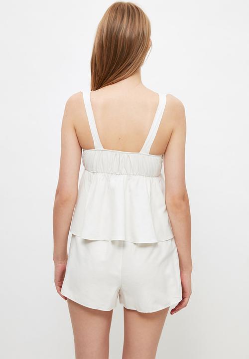 Trendyol - Lace detailed woven pyjamas set - white