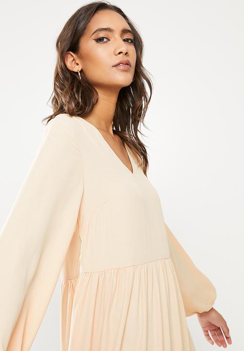 Glamorous - Tiered maxi dress - soft peach