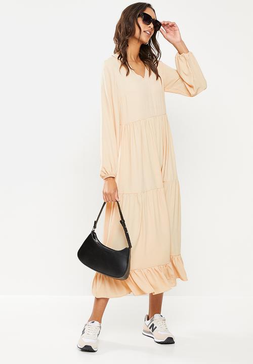 Glamorous - Tiered maxi dress - soft peach