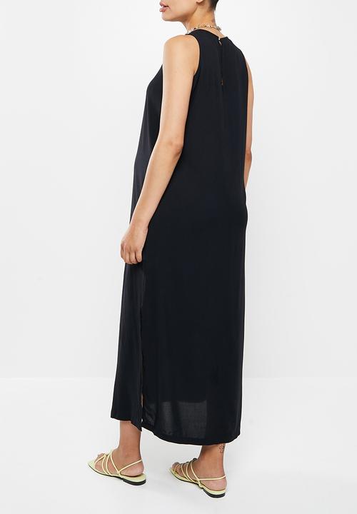 Superbalist - High neck sleeveless trapeze maxi - black