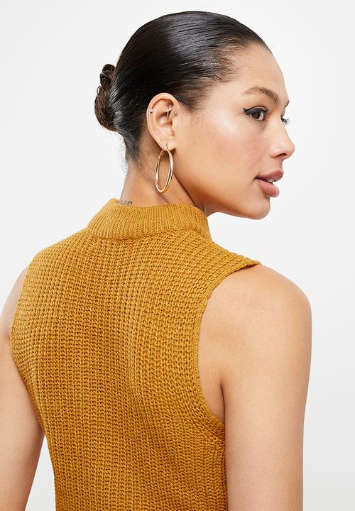 Missguided - Recycled knitted vest co ord - biscuit