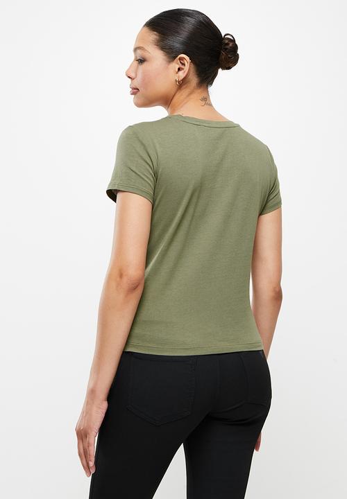 GUESS - Baby boxy tee - lichen leaf green
