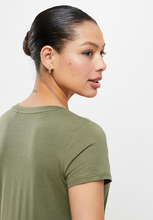 GUESS - Baby boxy tee - lichen leaf green