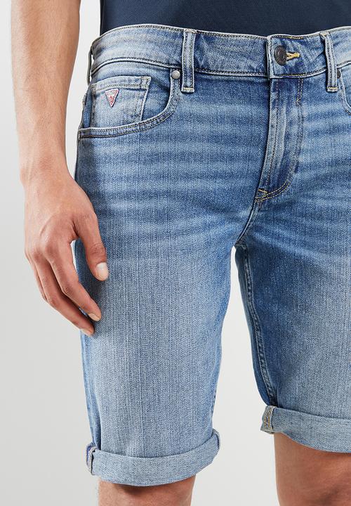 GUESS - Roll up slim fit denim shorts - bright wash