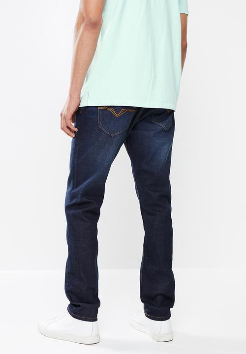 GUESS - Nightshade wash athletic taper jeans - black-blue