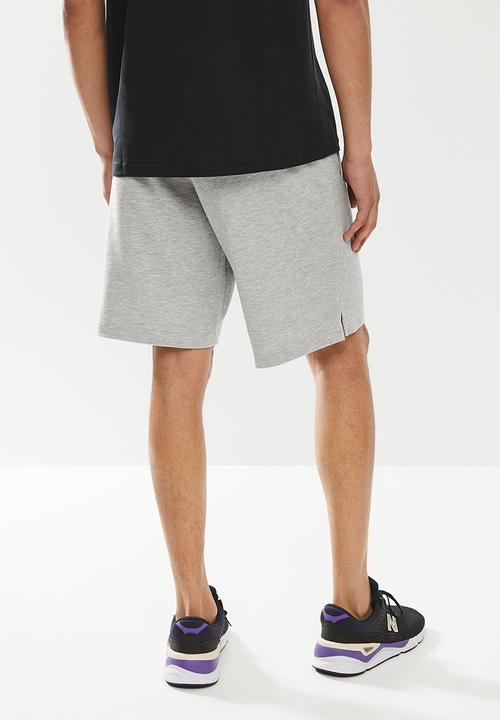 New Balance  - New Balance  classic core short - grey 