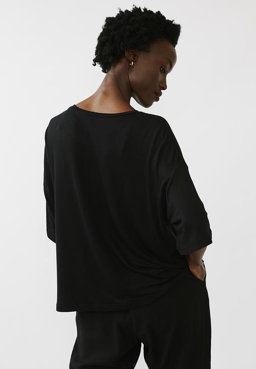 Me&B - Oversized viscose fleece tee - black