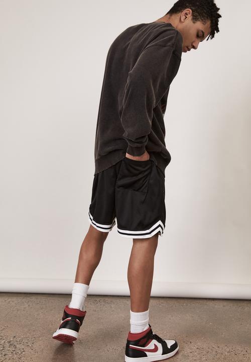 Factorie - Basketball short - black