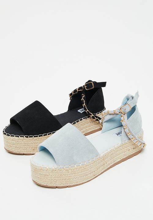 Madison® - Gwen espadrille flatform sandal - black