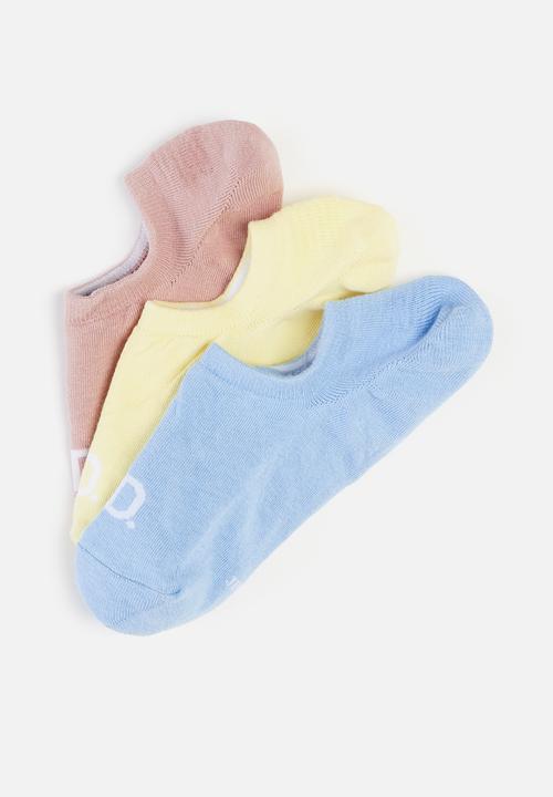 Jonathan D - Branded 3 pack secret socks - multi