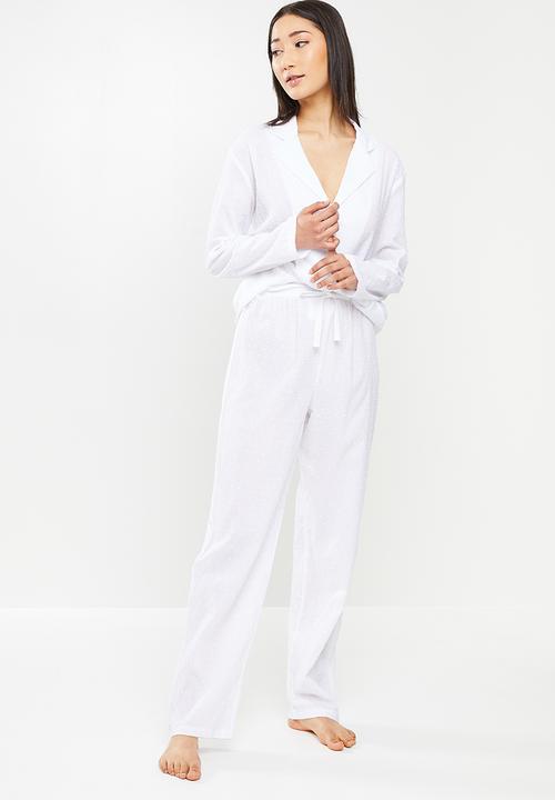 Superbalist - Sleep shirt & pants - white