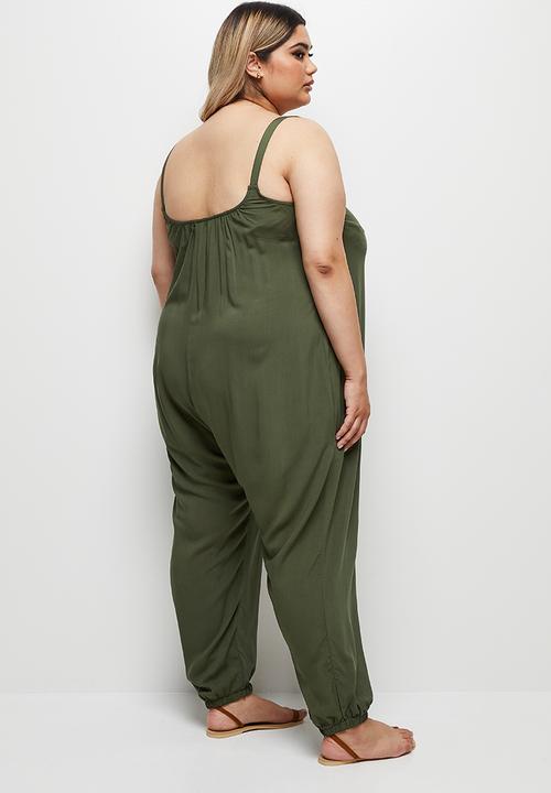 edit Plus - Easy fitting jumpsuit - olive