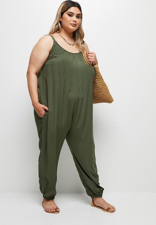 edit Plus - Easy fitting jumpsuit - olive