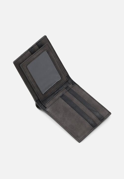 Call It Spring - Gloesen - black