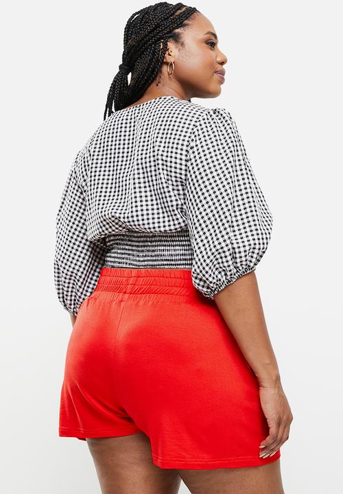 Me&B - Plus puff sleeve woven top with shirred basque - black & white 