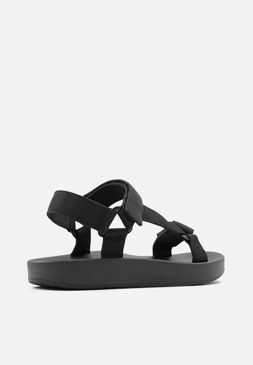 Call It Spring - Ruthie sandal - black