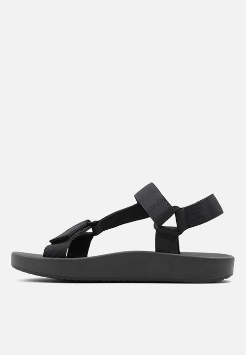 Call It Spring - Ruthie sandal - black